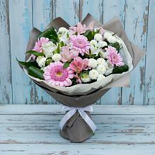 Букет цветов из:  Герберы, Альстромерии и Хризантемы в Холбоне