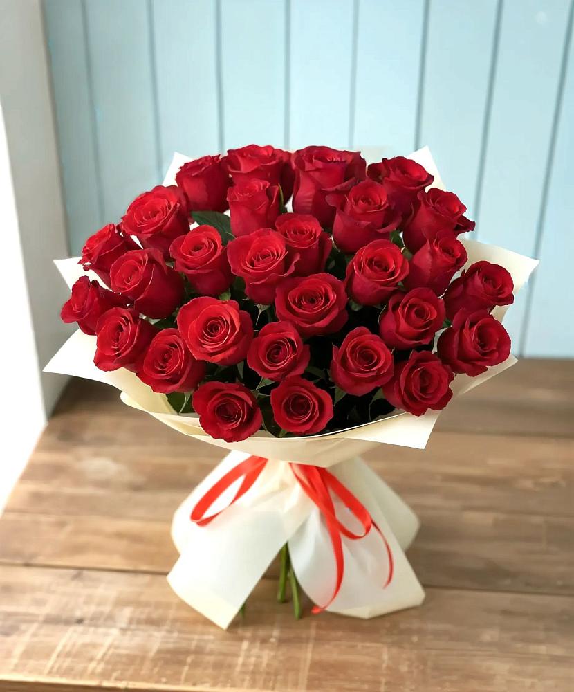 Букет 29 Красных роз в Холбоне