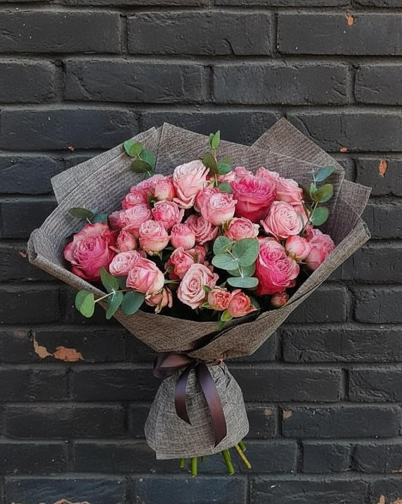 Букет цветов из: Розы в Холбоне