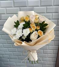 Букет цветов из:  Розы и Хризантемы в Холбоне