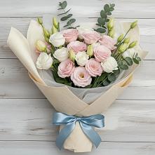 Букет цветов из:  Лизиантусы в Холбоне