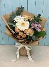 Букет цветов из:  Герберы и Хризантемы в Холбоне