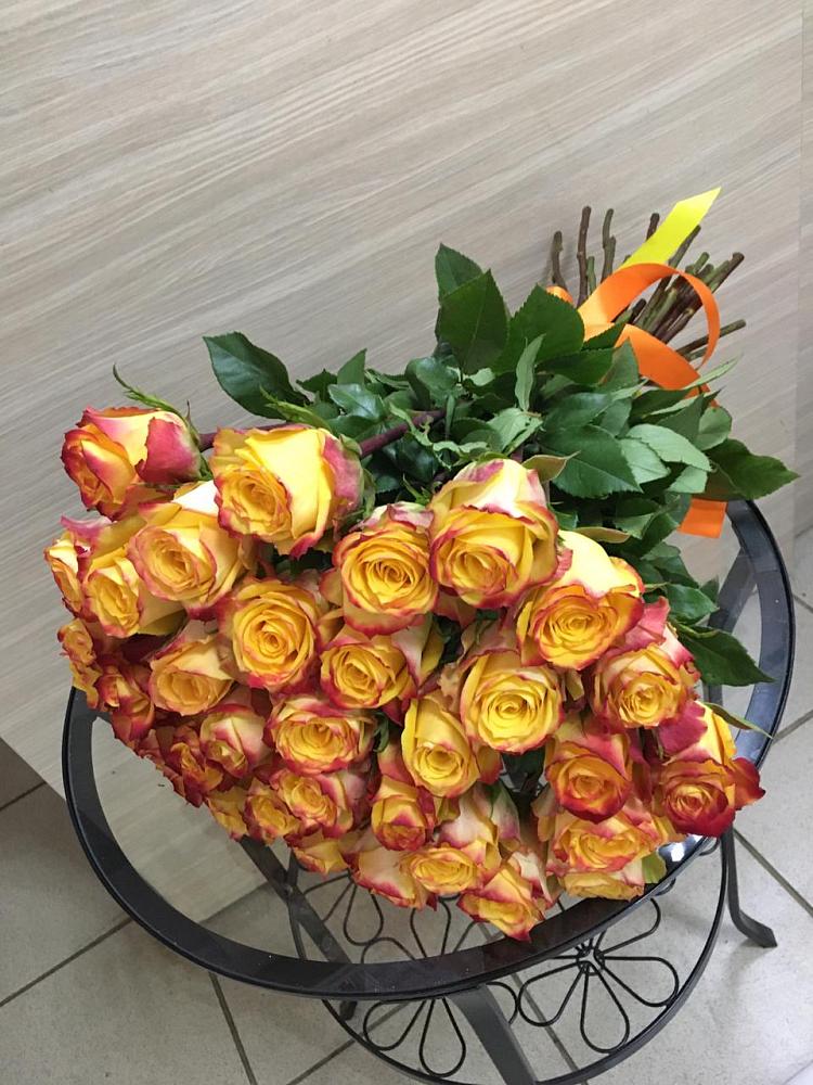 Букет Желтые розы в Холбоне