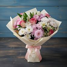 Букет цветов из:  Хризантемы, Альстромерии и Розы в Холбоне