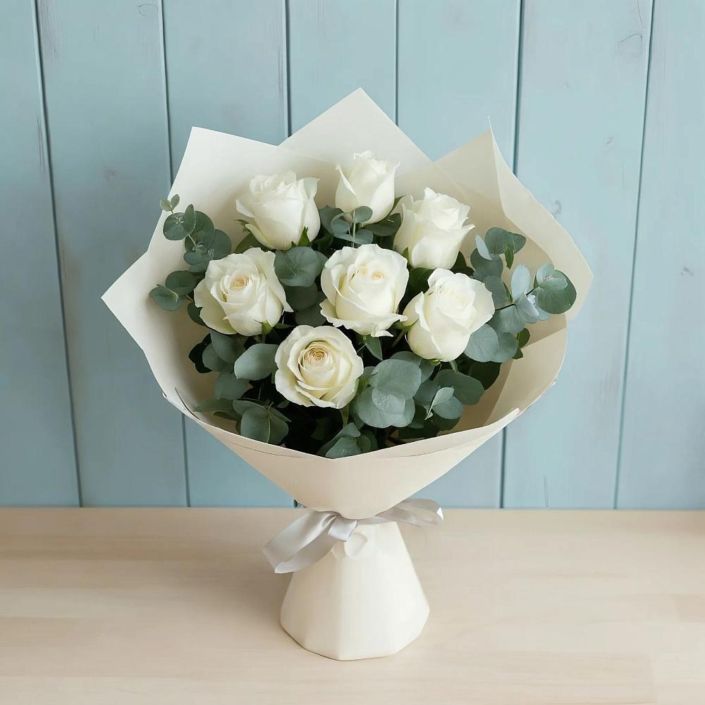 Букет Белые розы в Эвкалипте в Холбоне