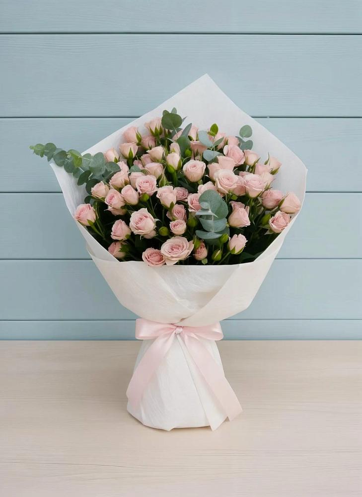 Букет цветов из: Розы в Холбоне