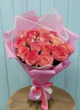Букет 15 Розовых роз Равель в Холбоне