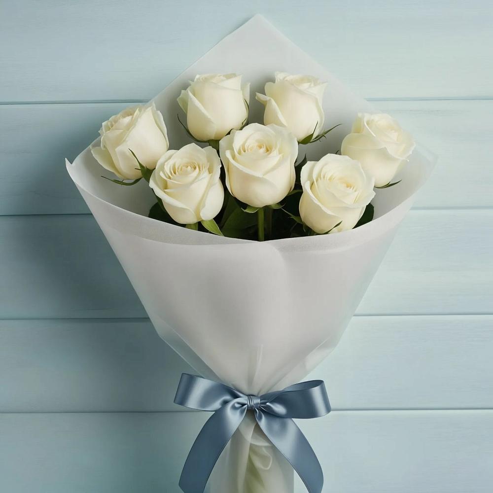 Букет 7 Белых роз Эдлесс Лав в Холбоне